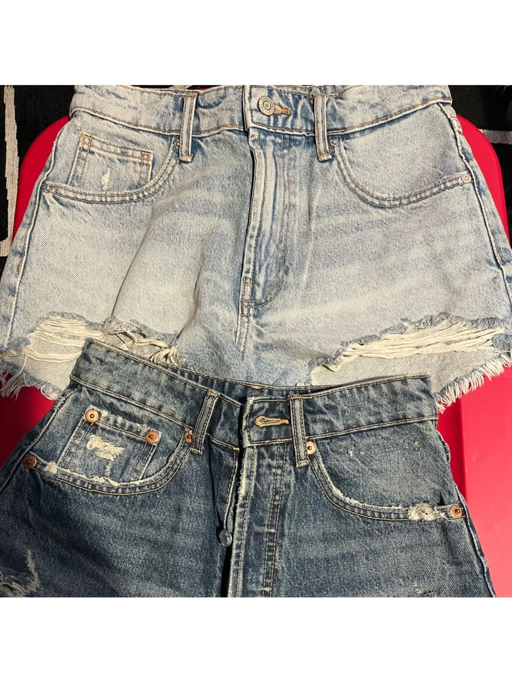 Zara 2PC TRF High-Waisted Distressed heavily frayed, raw, Denim Shorts SZ 2